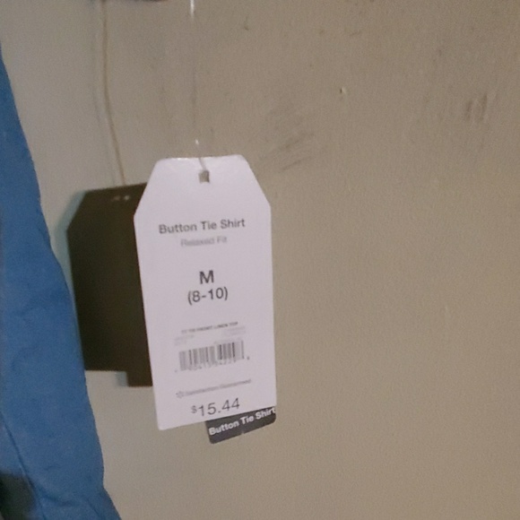 Top - Picture 2 of 3